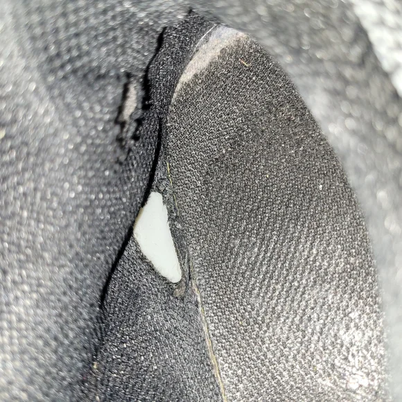 Asics GEL Venture 8 Trail Running shoes, Grey/Red/Black, 101B396, Men's sz 10.5 - Picture 12 of 14